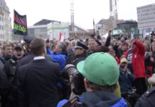Die Gräben werden tiefer! Dann müssen die Lösungen es auch werden! Tag der Deutschen Einheit - Proteste in Dresden (03.10.2016)