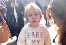 Von der Öffentlichkeit vergessen und im Stich gelassen? Sohn von Julian Assange